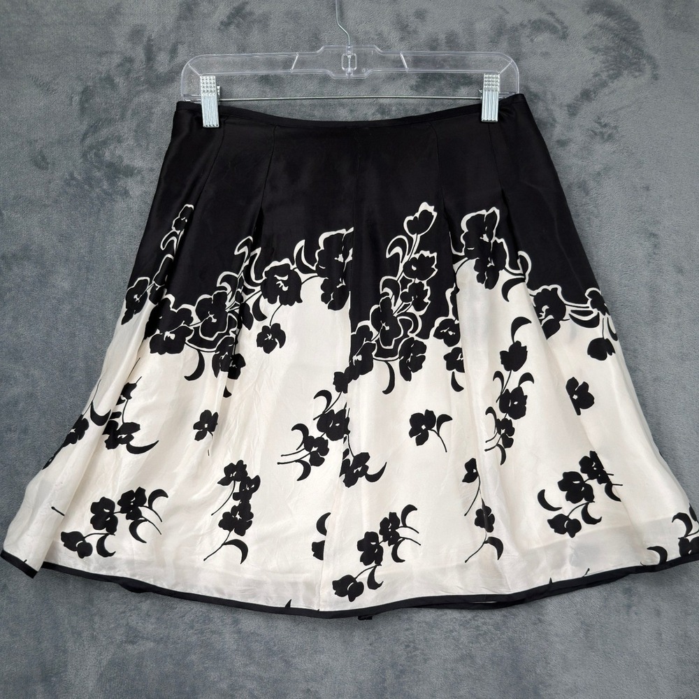 White House Black Market Skirt Womens Size 4 Floral Silk Pleated Whimsigoth Zip